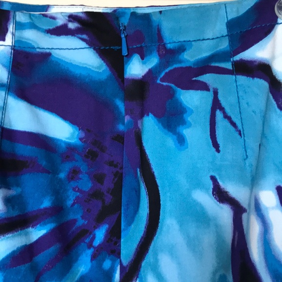 Anne Klein a cute knee length skirt - Picture 3 of 6